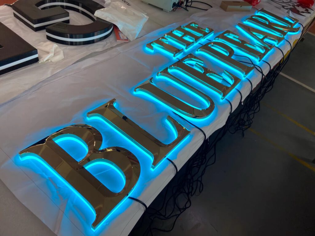 Serviceleitung in Berlins kommender Perle, dem Blue Pearl gesucht